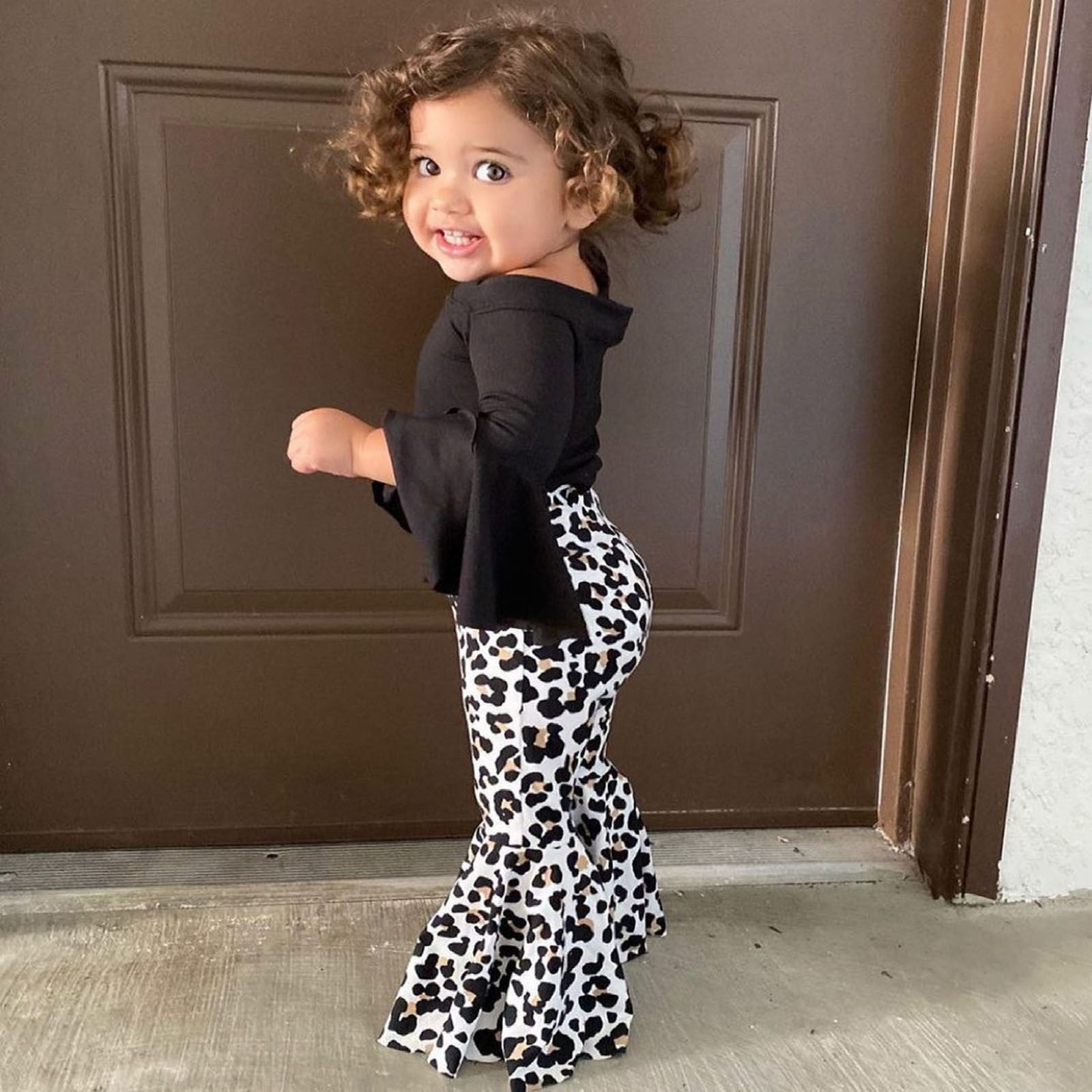 2pcs Leopard Print Long-sleeve Black Baby Set