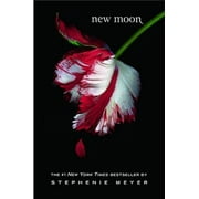 New Moon (The Twilight Saga), Pre-Owned (Paperback)