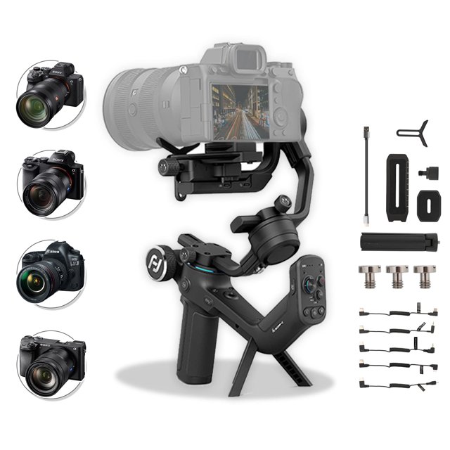 estabilizador de cardán para cámara feiyutech scorp-c, carga máxima de 2,5 kg cardán negro en L vista 3/4 frontal con mango ergonómico y controles integrados, placa Arca Quick Release en la parte superior, motores de 3 ejes y ajuste de centro de gravedad visibles; accesorios y tornillería a la derecha y ejemplos de cámaras compatibles a la izquierda; ideal para tomas móviles y vlogging.