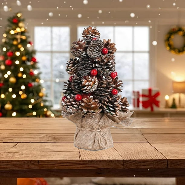 xihome Mini rbol de Navidad artificial con piñas y bayas rojas de 23 cm (9 pulgadas) para decoracin de escritorio, oficina o hogar durante las fiestas.