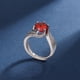 thumbnail image 5 of Anillo de diamantes de imitación de moissanita con tres filas y forma de huevo de paloma de 3 quilates, ligero, 5 of 5