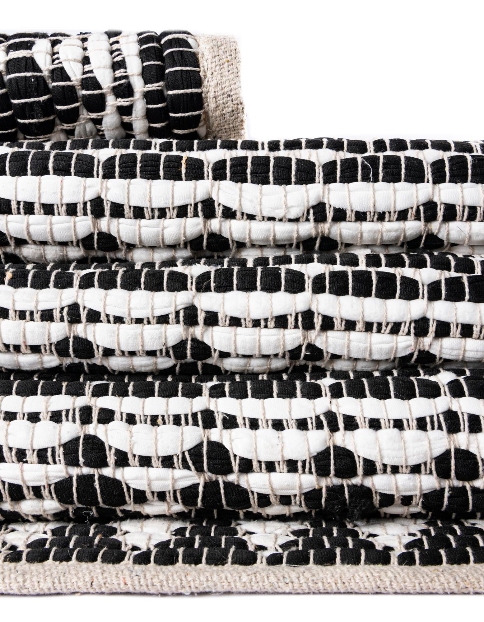 Unique Loom Chindi Jute Collection Area Rug (2' 2" x 6' 1" Runner Black and White)