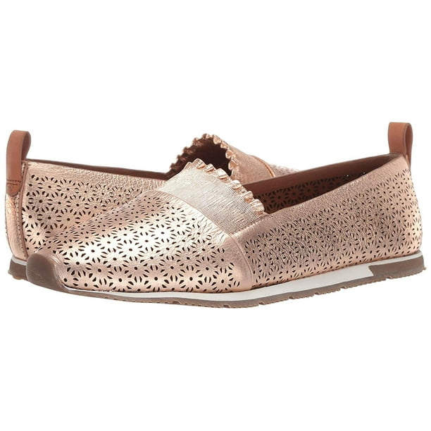 gentle souls rosette slip on