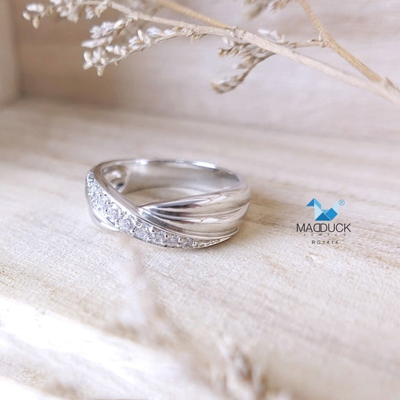 Cubic Zirconia / Sterling Silver 925 Ring / Rhodium plated Nickel-Free / MadDuckJewels RG1414 / Thailand Jewelry