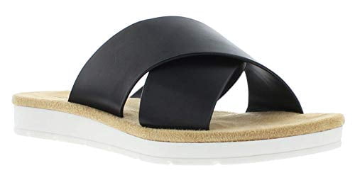 Izod Amber Flat Engineered Leather Slip 