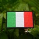 thumbnail image 4 of 5 piezas Natinal Banderas Parche Bordado Paño Pasta Deportes Decorativos Gancho y bucle Brazalete Insignia Accesorios (Grecia + España + Italia + Francia + Alemán), 4 of 5