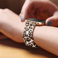 thumbnail image 2 of s Compatible avec Fitbit Versa 2 / Versa/Versa Lite, Accessoires de Remplacement en Cuir Véritable, 2 of 5