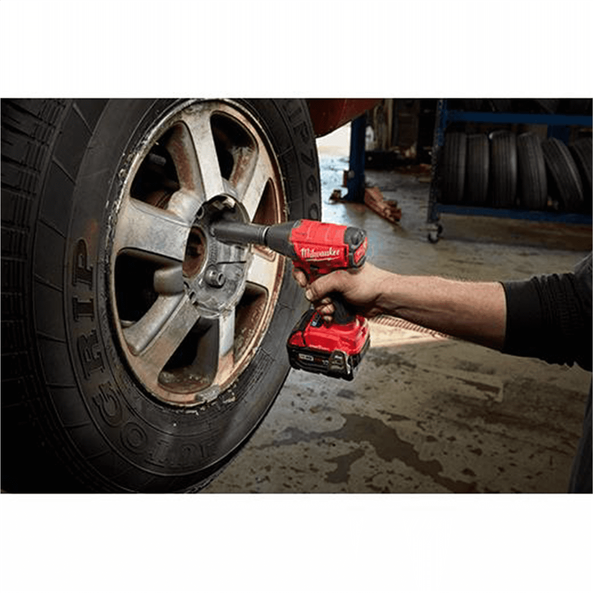 Open Box Milwaukee Tool M18 FUEL 1/2" Compact Impact Wrench w/ ONE-KEY with Friction Ring