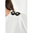 thumbnail image 4 of Blusa con detalle de flor en hombro Roman Fashion /Tallas Extras, 5106 (Blanco) blanco 38, 4 of 7