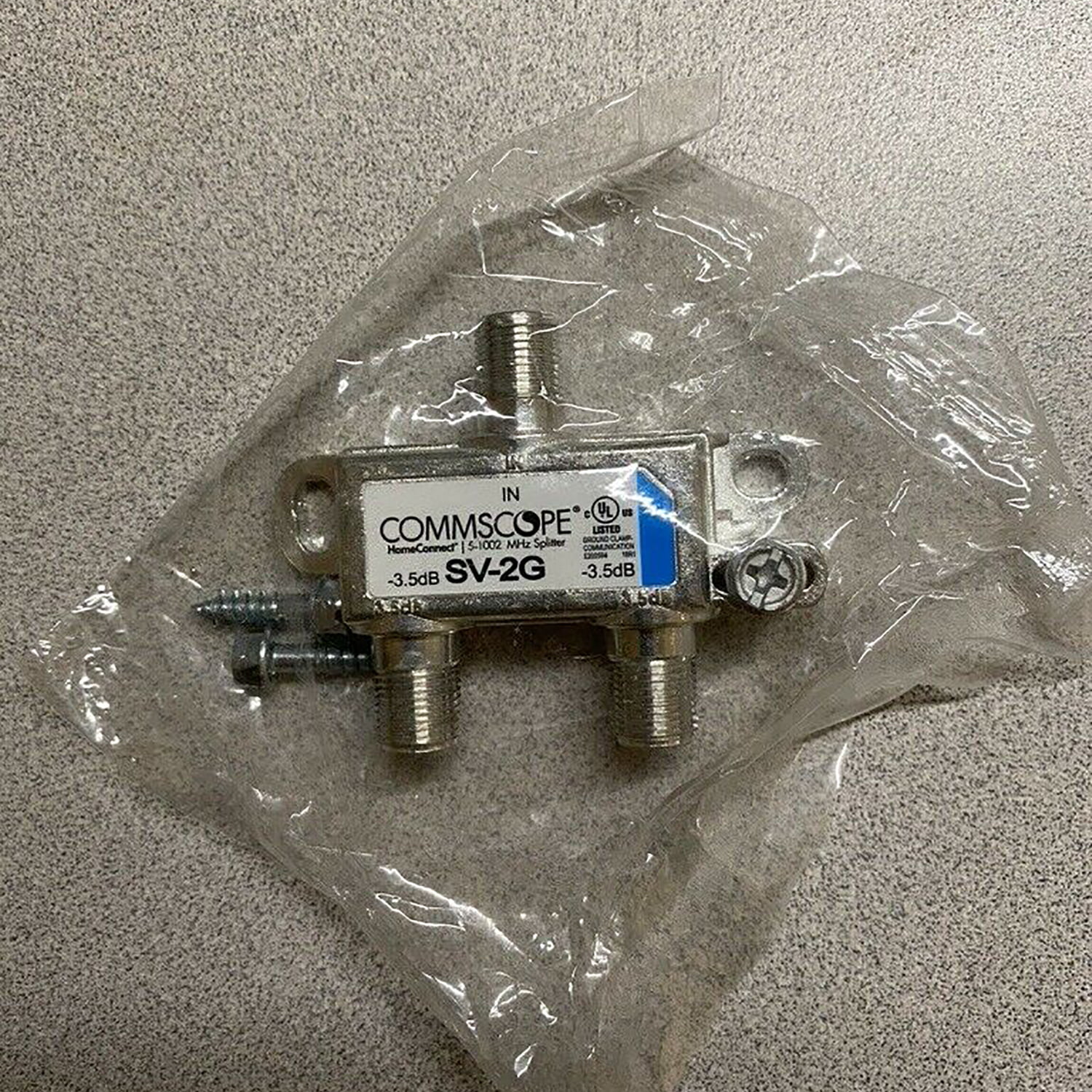 Commscope SV2G HomeConnect 2-Way Coaxial Cable Splitter 5-1002 MHz CATV 120 dB 75 ohm IndoorOutdoor 