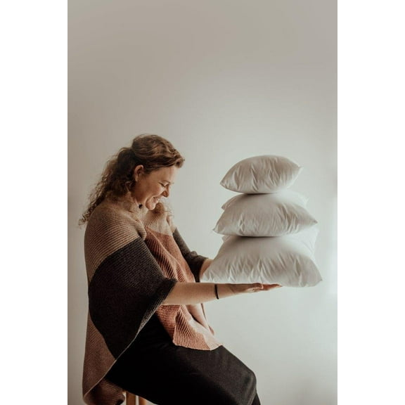 18x18 | Indoor Outdoor Hypoallergenic Polyester Pillow Insert | Quality Insert | Pillow Inners | Throw Pillow Insert | Square Pillow Inserts by UniikPillows