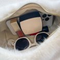 thumbnail image 2 of Bolso de mano esponjoso para mujer con cremallera de felpa suave para ir de compras, citas, viajes (blanco), 2 of 7