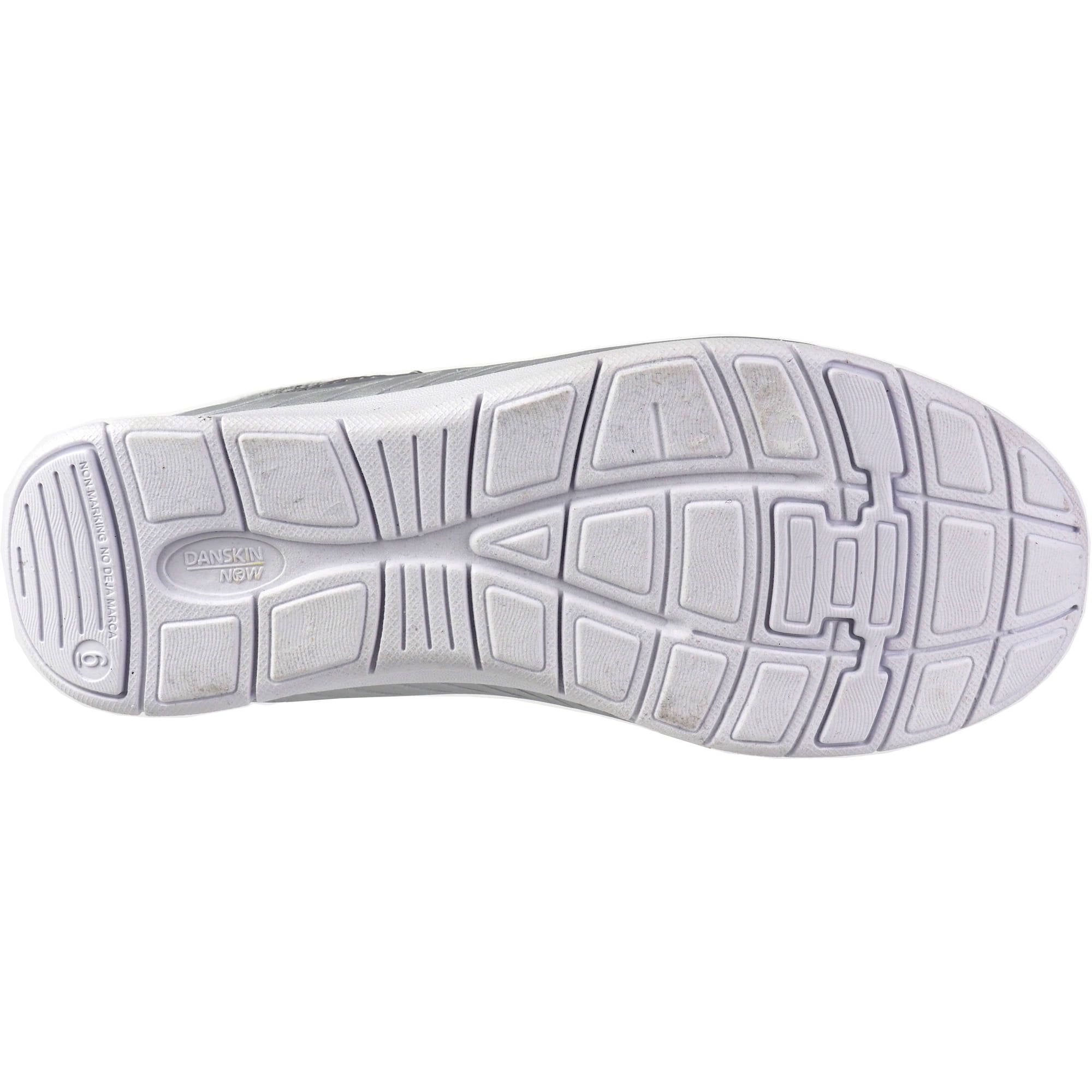 danskin now women's athletic low bungee shoe