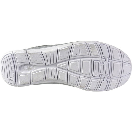 Danskin Now Women�s Athletic Bungee Shoe Danskin Now Women�s Athletic Bungee Shoe