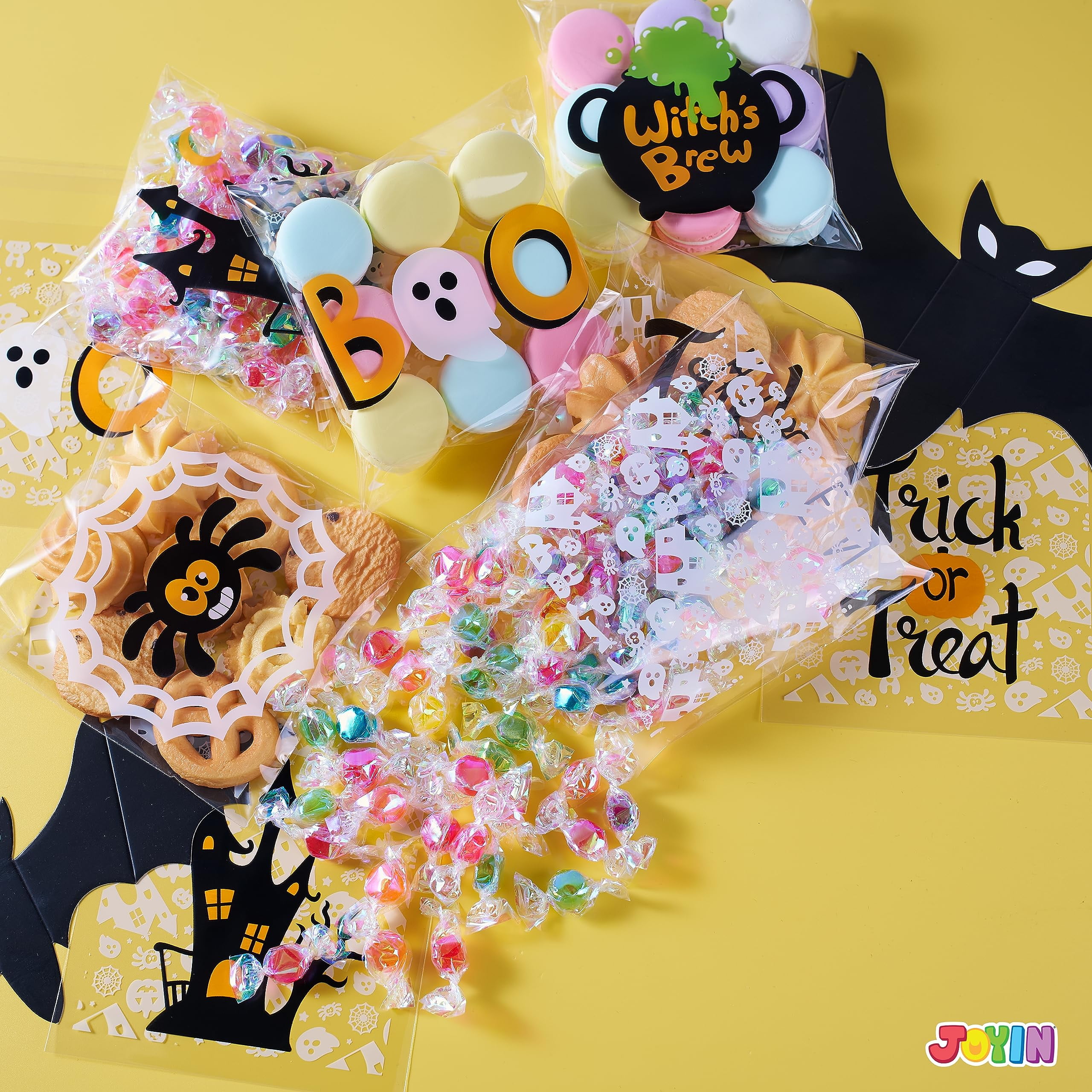 Halloween Treat Bags // Take Out Containers – Honey We're Home
