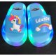 thumbnail image 1 of Zapatillas de deporte para adultos y niños que emiten luz, zapatillas de moda para padres e hijos, zapatillas de deporte con luz de gato y fresa, zapatillas con luz, 1 of 6