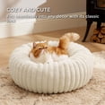 thumbnail image 4 of Funda de forro polar de pana para gatos Bedsure Donut, lavable, crema, 4 of 8