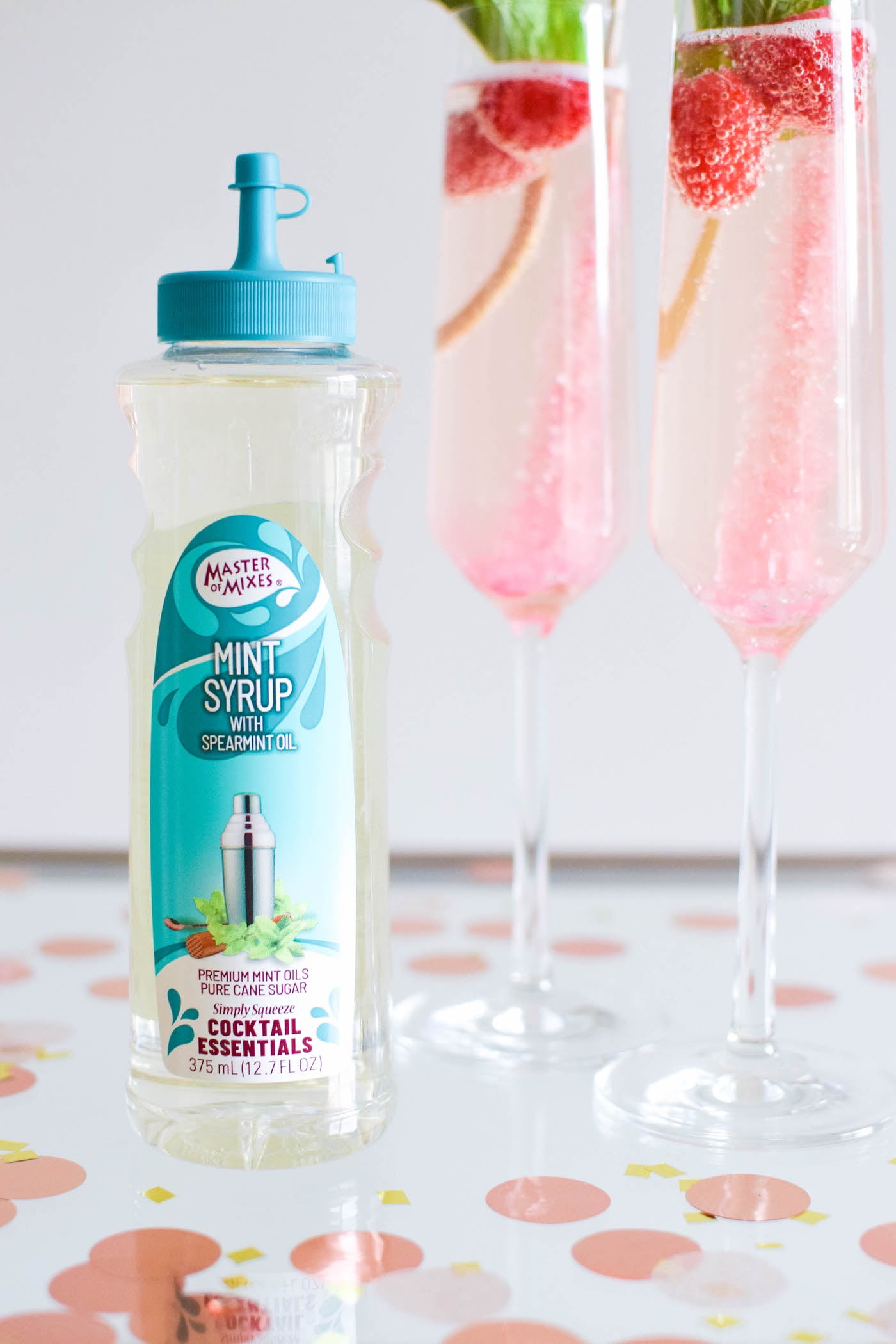 Master of Mixes Cocktail Essentials Mint Syrup Liquid, 375 ml