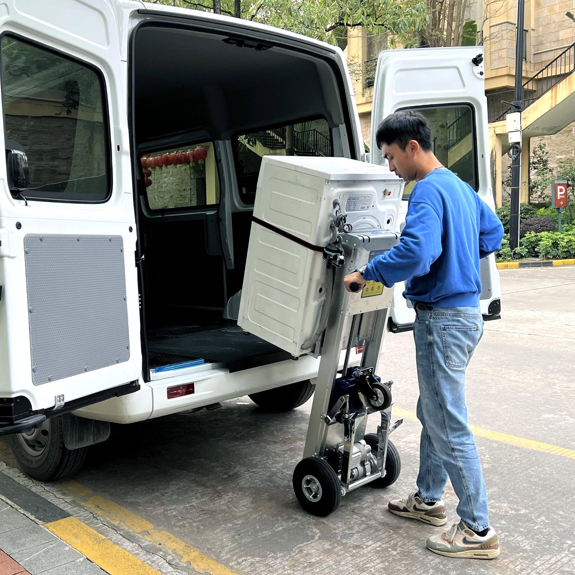 375 lb Electric Material Lift Stacker Motorized Hand Trucks Dolly Moving Cart, 32.3 in. Max Lift Height of Loading Plate （XSTO LFC170F3