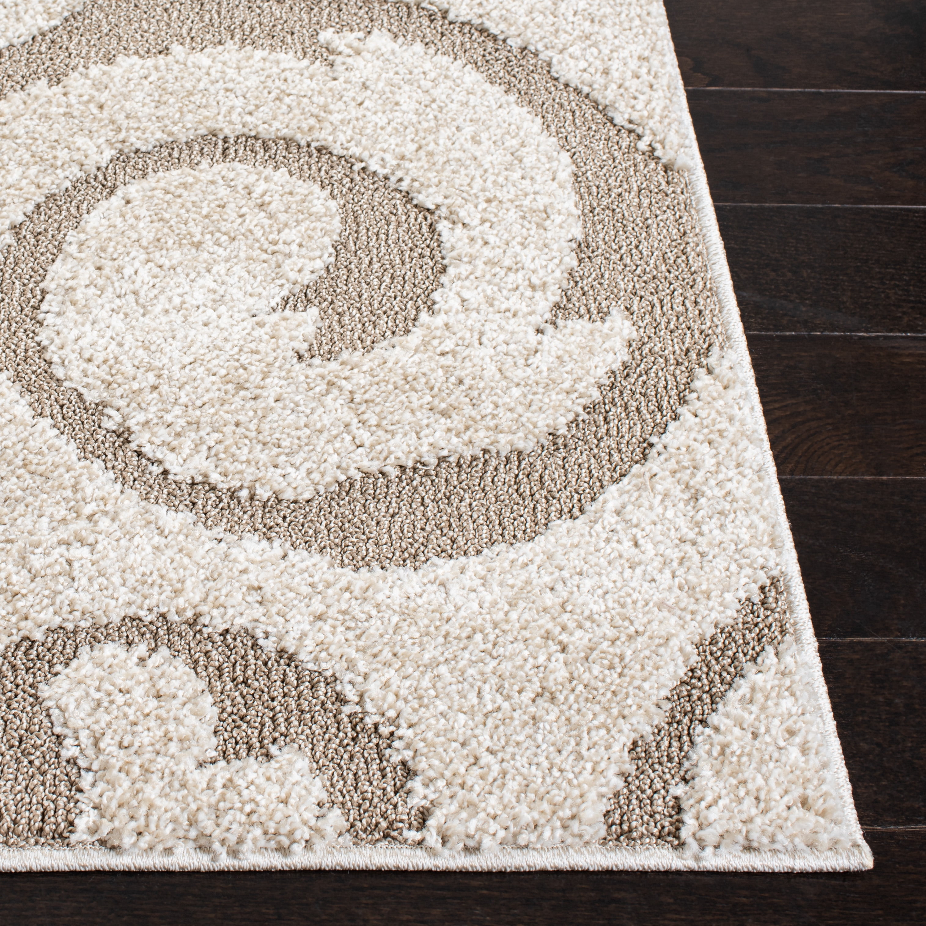 Safavieh Florida Doug Floral Vines Geometric Shag Runner Rug, Ivory/Beige, 2'3" x 15'