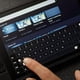 thumbnail image 5 of Consola Portatil Steam Deck APU AMD RAM 16GB 512GB LCD IPS 7" Version 64GB STEAM DECK STEAM DECK 512GB, 5 of 6