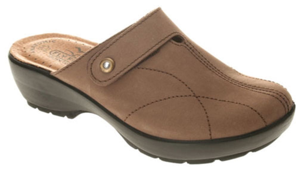 fly flot leather clogs