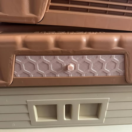 Insulated Beehive Vent Cover for Apimaye, Universal Fit, ABS Plastic, Weatherproof, Set of 2