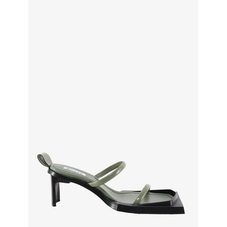 

WOMAN Patent leather sandals