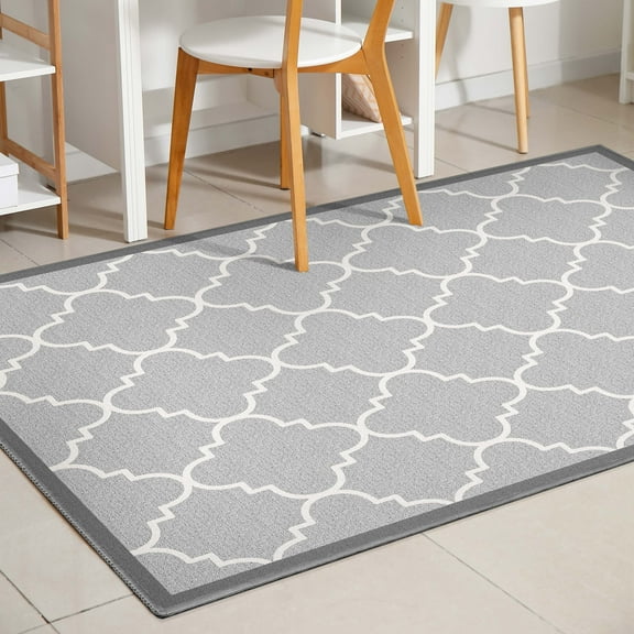 Well Woven Brooklyn Trellis Geometric Flatweave 3'3" x 4'7" Area Rug Gray