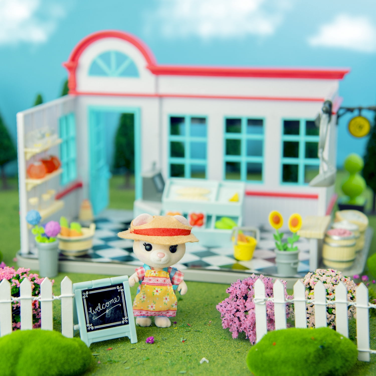 Honey Bee Acres Buzz General Store 8" Tall 56 Piece Set, Children Ages 3+, No Assembly Required