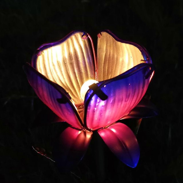 Solar Powered Flower Light LEDs Lawn Lamp Decorative Stake Lantern IP55 Water-resistant Outdoor Lights for Walkway Lawn Path Garden Landscape Lamps