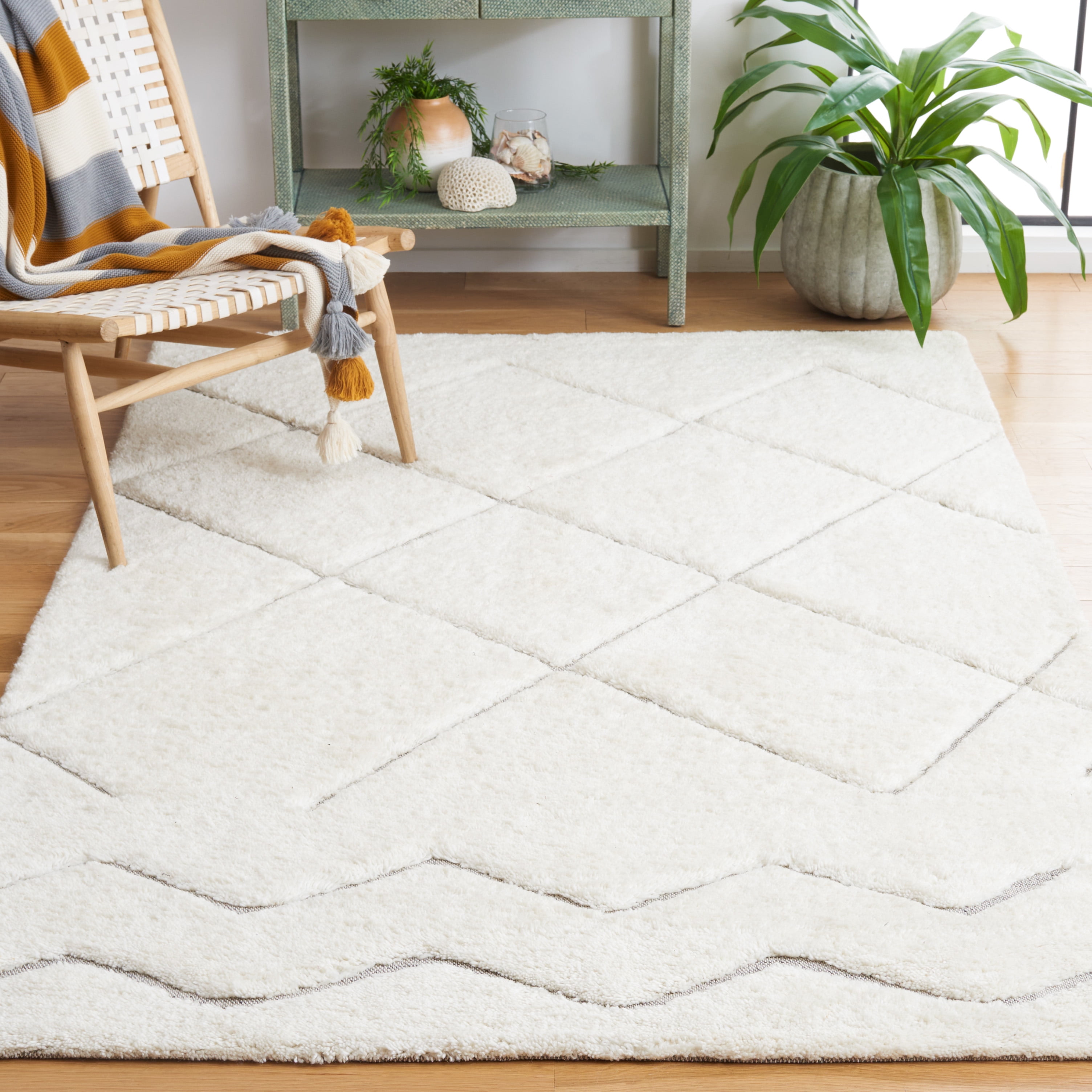 SAFAVIEH Kenya Autumn Diamond Area Rug, Ivory/Gray, 8' x 10'