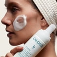 thumbnail image 2 of Limpiador Caudalie Gentle Foaming con antioxidantes 150 ml, 2 of 7