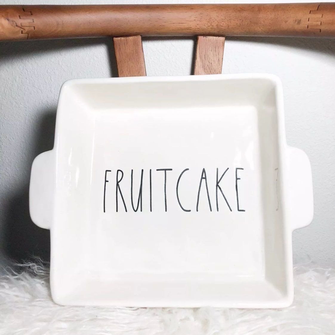 RAE DUNN ARTISAN COLLECTION FRUITCAKE PAN
