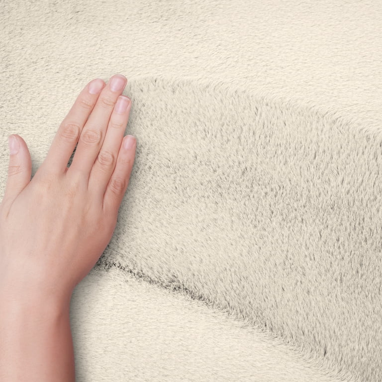 Mainstays 2-Piece Faux Fur Memory Foam Bath Rug Set, Beige photo 3