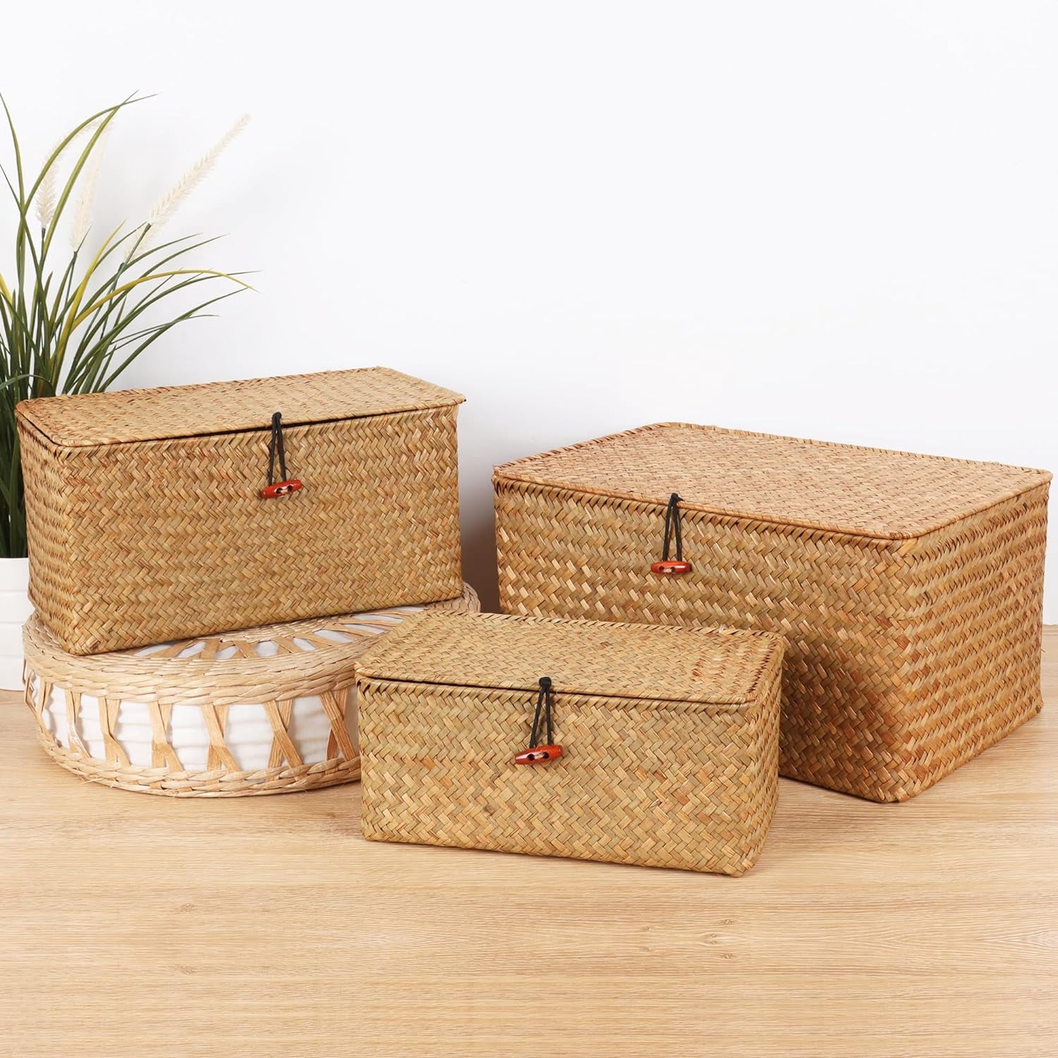 Woven Wicker Storage Basket Bin with Lid, Hand-Woven Desktop Basket,Small Home Storage Organizer Container, Rectangular Bathroom Storage Organiser Box,Multipurpose Storage Basket (Medium)