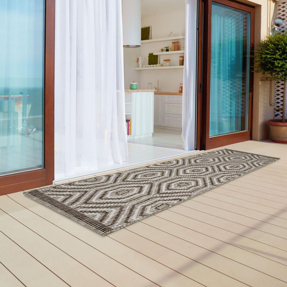 Madison Park Maris Ethnic Texture Indoor/Outdoor Rug Runner