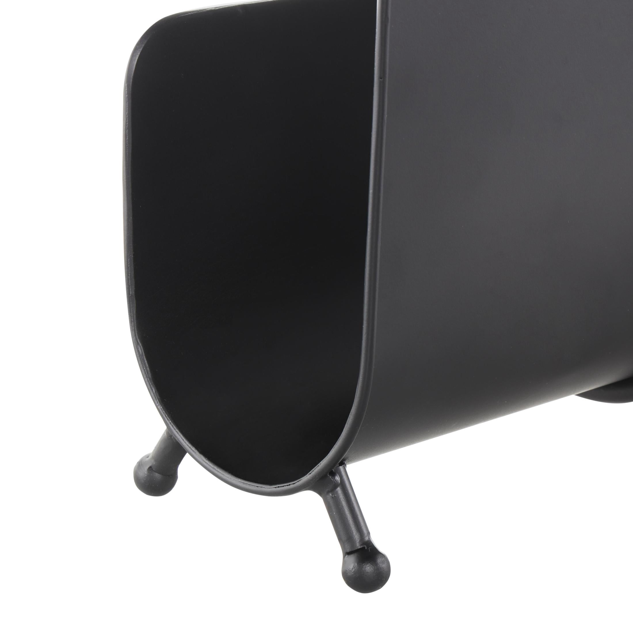 DecMode 15" Black Metal Matte Curved Magazine Holder with Rattan Loop Handle