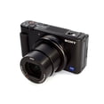 thumbnail image 1 of Sony ZV-1 Caméra pour Créateurs de Contenu, Vlogging et YouTube avec Écran Rabattable et Microphone, 1 of 4