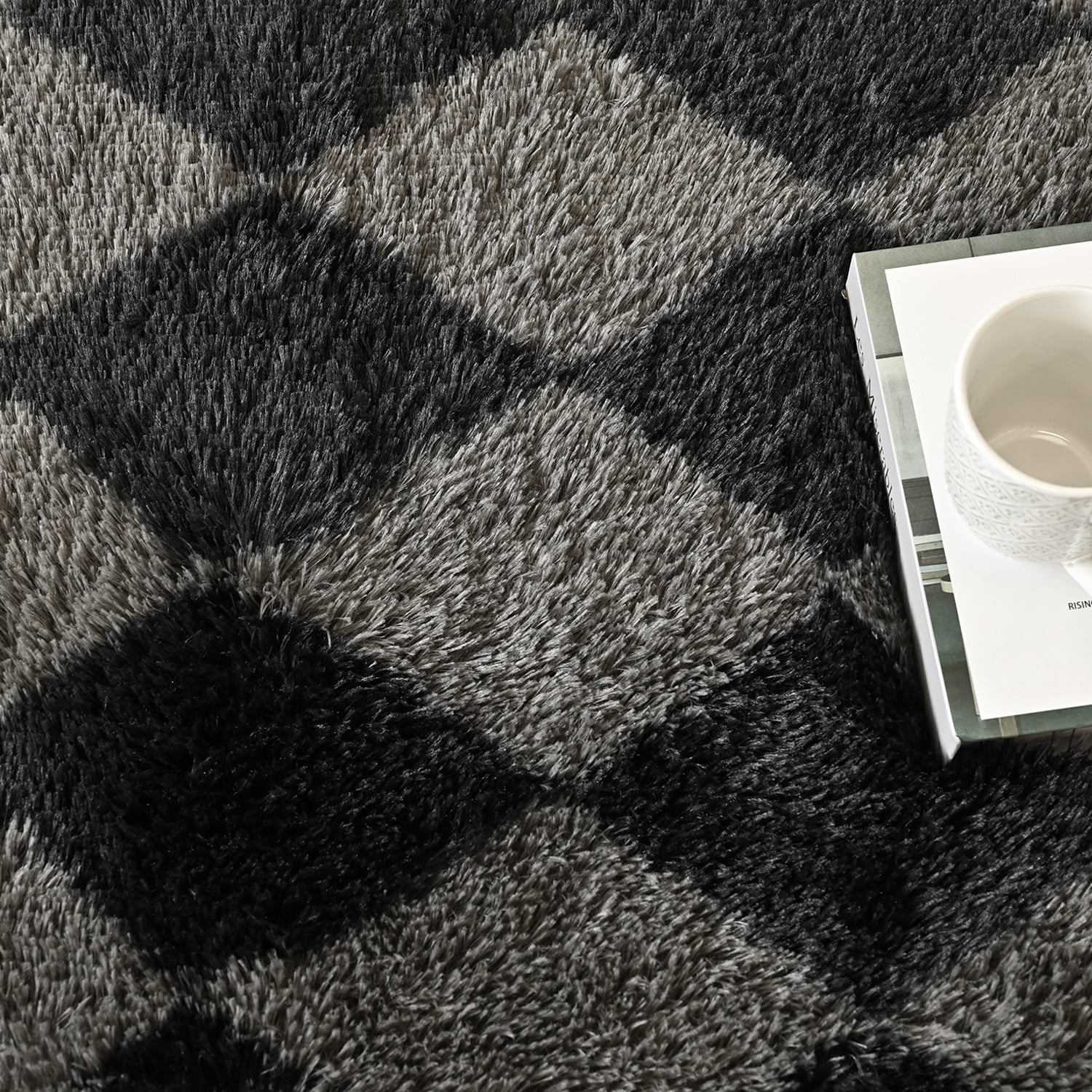 Pentantan 8’x 10’ Shag Area Rugs, Soft Fluffy Modern Checkered Indoor Carpet for Living Room Bedroom, Gray & Black