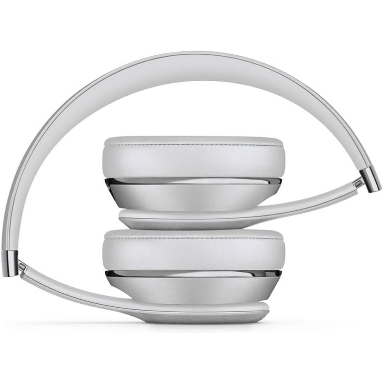 Beats Solo3 Wireless On-Ear Headphones (Silver) Bundle with Beats Solo3 Wireless On-Ear Headphones (Silver) Bundle with