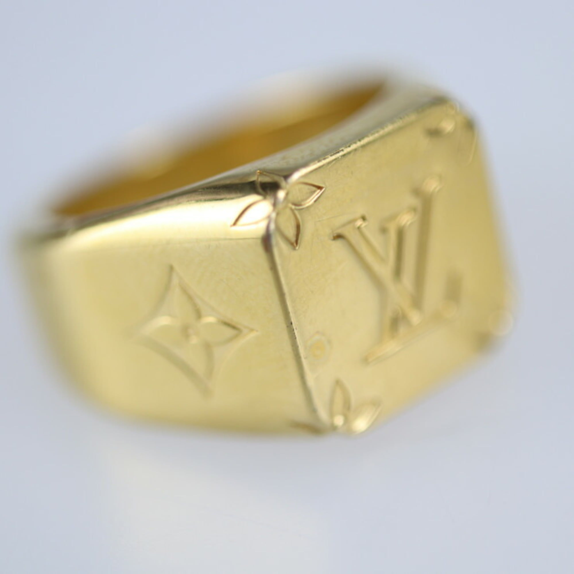 Louis Vuitton Monogram Lock Signet Ring, Silver, M