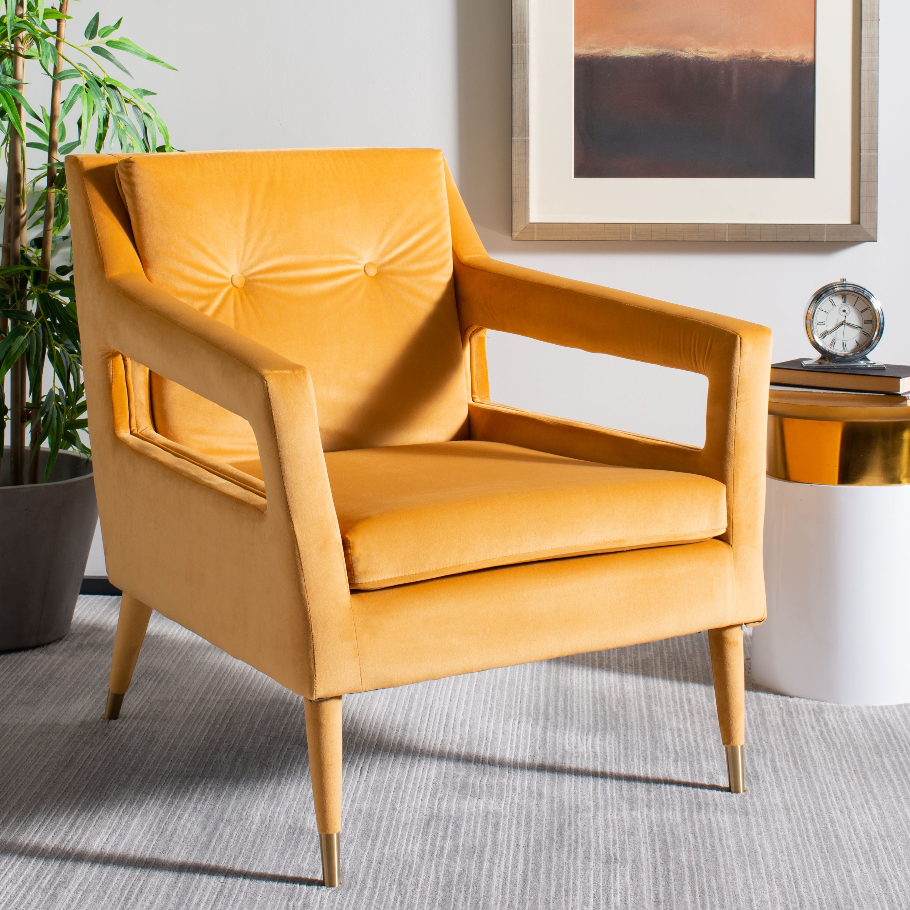 Safavieh Mara Mid-Century Retro Tufted Accent Chair - Walmart.com