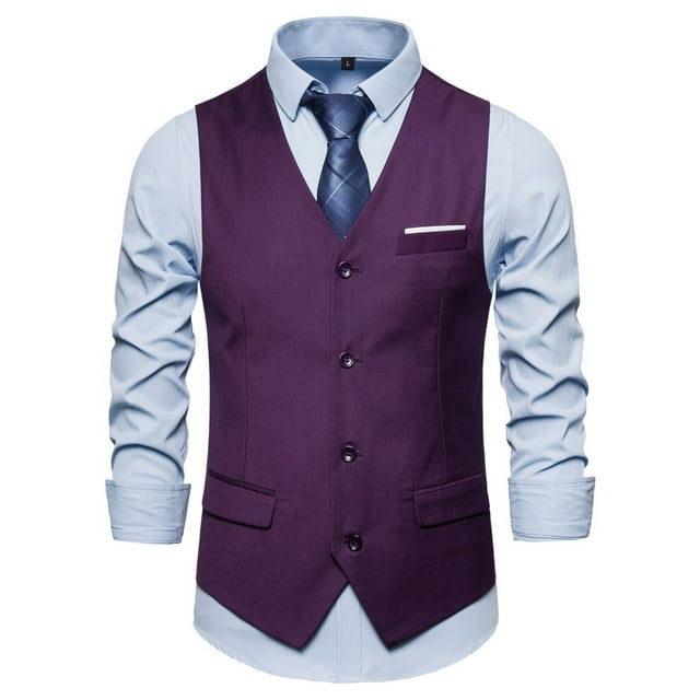 Gilet de Costume de Smoking Formel pour Homme d'Automne et d'Hiver, Veste Sans Manches, Manteau Haut de Couleur Unie Mauve. le Gilet Présente une Coupe Ajustée avec une Encolure en V, une Fermeture à Boutons et Deux Poches avant. Il s'Agence avec une Chemise Bleu Pâle à Col et une Cravate à Carreaux Bleus, Convient aux occasions Formelles comme les Mariages, les Fêtes Ou les Événements au Travail. Fabriqué en Mélange de Coton, Il Est Conçu pour les Saisons d'Automne et d'Hiver.
