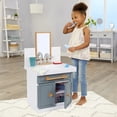 thumbnail image 2 of Lavabo de baño Little Tikes First con grifo y 12 accesorios, 2 of 6