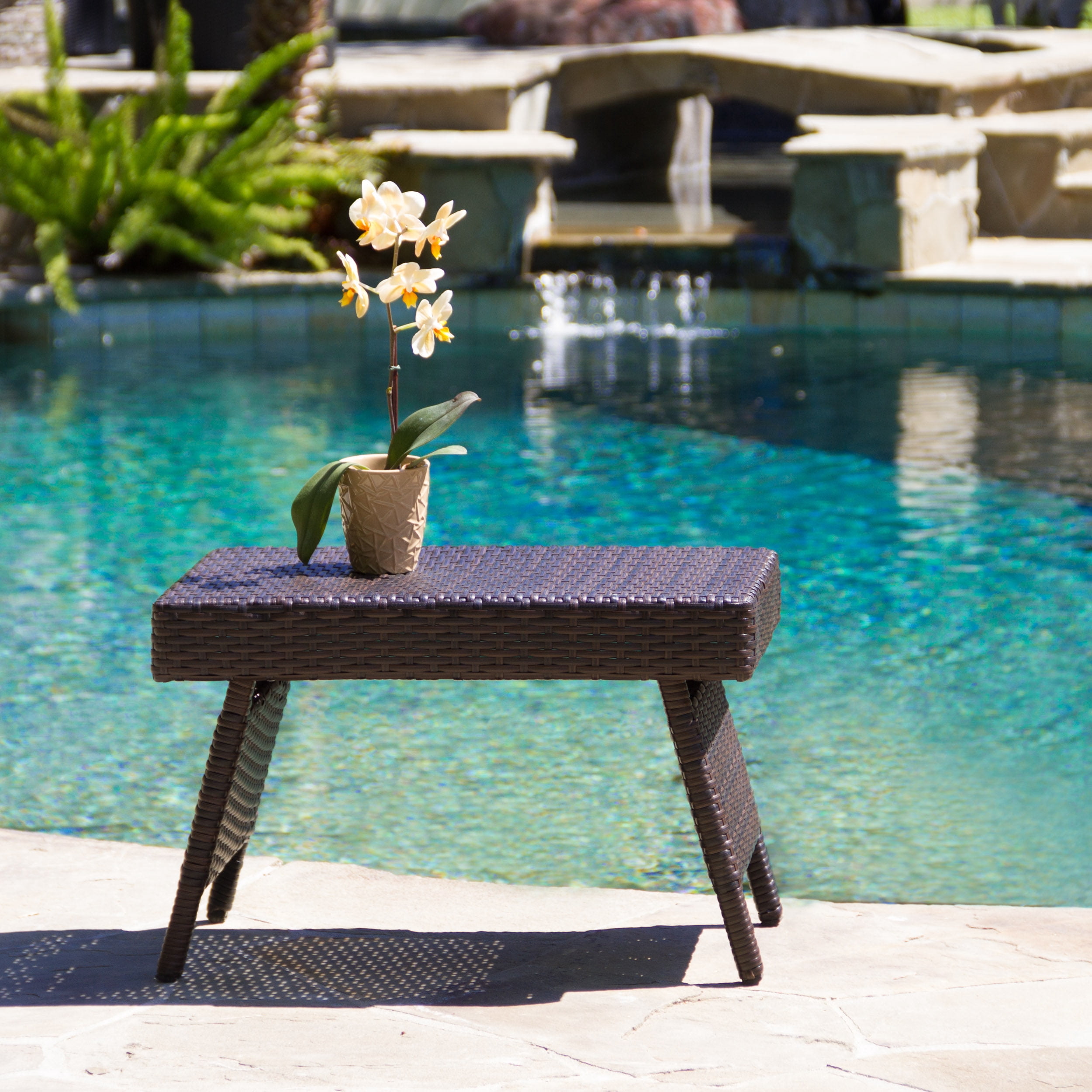 Outdoor Foldable PE Woven Snack Side Table, Portable Small Leisure Table for Patio Garden, Brown