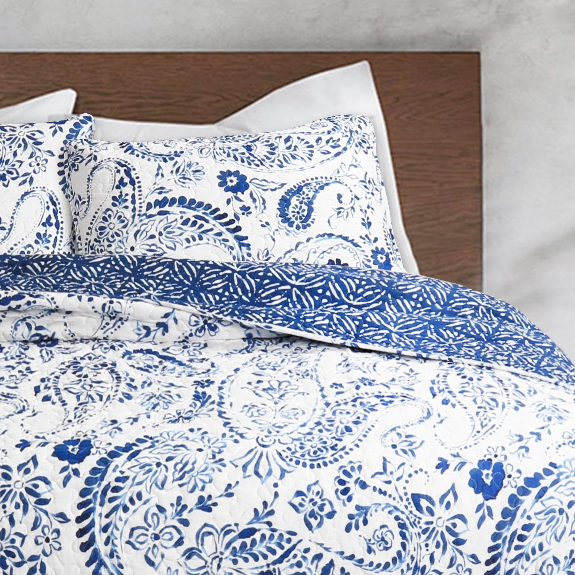 Erindale 3 Piece Quilt Set by Lush Decor