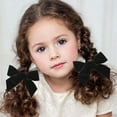 thumbnail image 4 of Set de 3 pinzas para el cabello con lazo de terciopelo, estilo princesa, con diseño de dulces y estilo moderno., 4 of 6