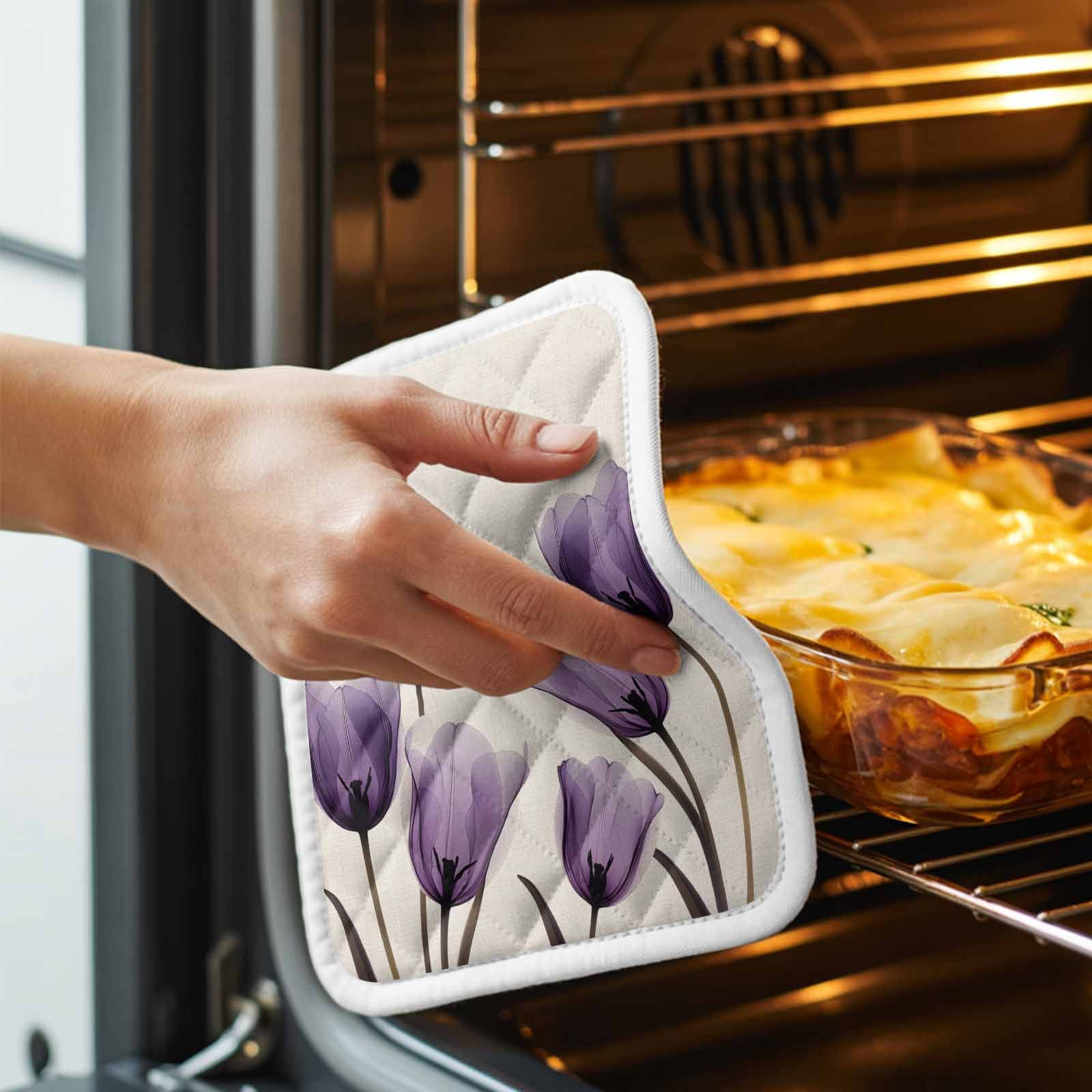 Purple Tulip Flower Pot Holders for Kitchen Heatproof Potholder, 2 Pack Aesthetics Farmhouse Floral Plant Hot Pads Multipurpose Oven Pads Cloth Potholders Trivet for Cooking and Baking