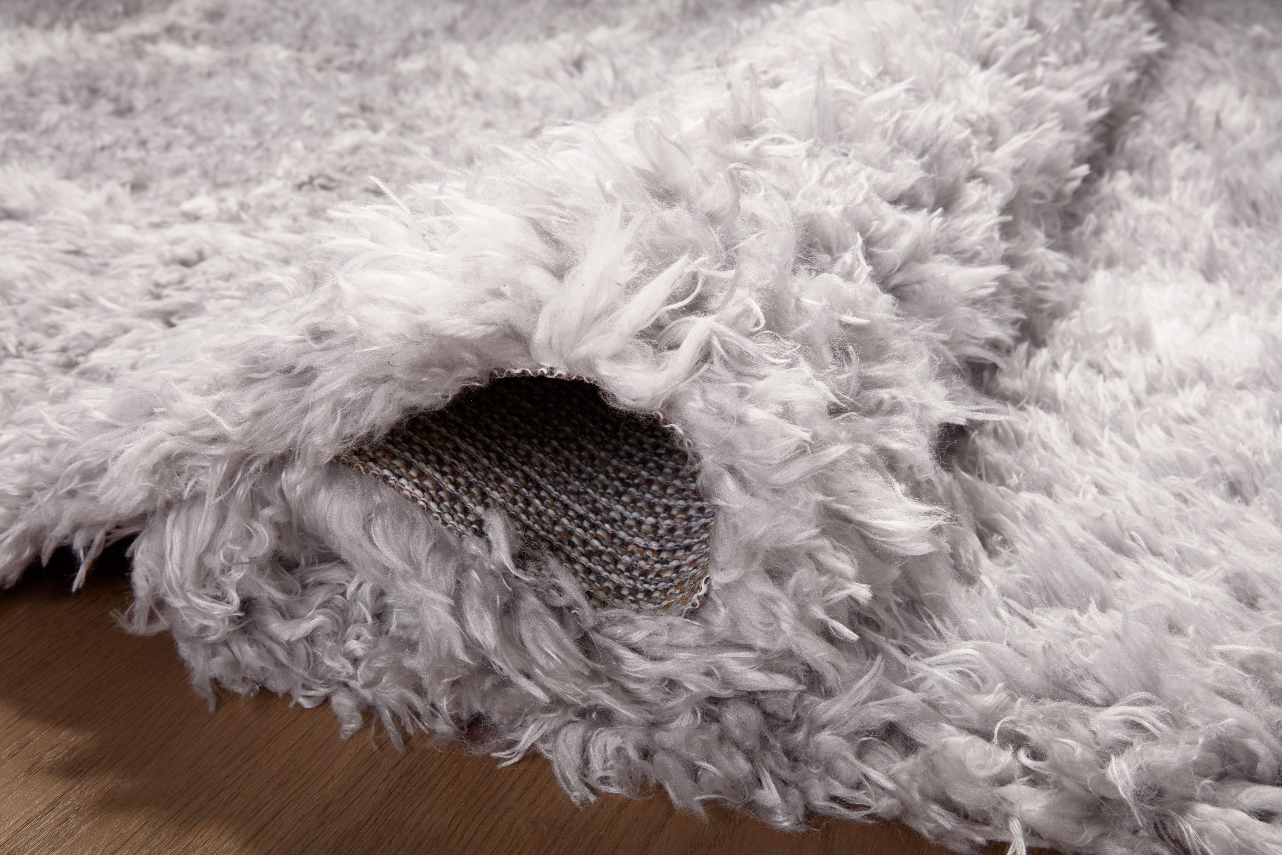 Angela Rose x Loloi Amira Silver / Ivory 6'-7" x 9'-6" Area Rug